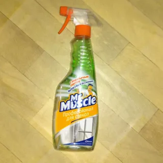 Mr.muscle Professional Glass Cleaner with Ammonia Spray 500 ml — photo 4