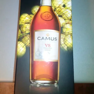 Camus VS Elegance Cognac in Gift Box 1L — photo 9