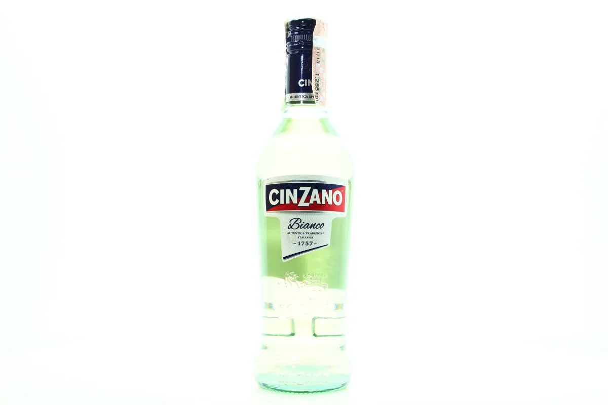 Cinzano Bianco Sweet White Vermouth 15% Glass Bottle 0.5L
