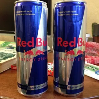 Red Bull energy drink can 0.473L — photo 5
