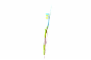 Colgate Expert Clean Medium Toothbrush 2pcs — photo 3