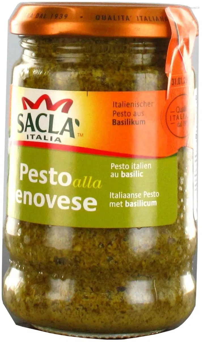 Sacla Basil Pesto Sauce 190g glass jar