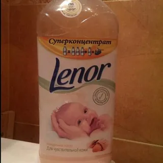 Lenor Almond Oil Concentrated Fabric Softener 2L — photo 2