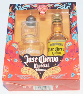 Jose Cuervo Especial 5cl (50ml) Gift Set with Jose Cuervo Branded Shot Glass and Salt Shaker — photo 14