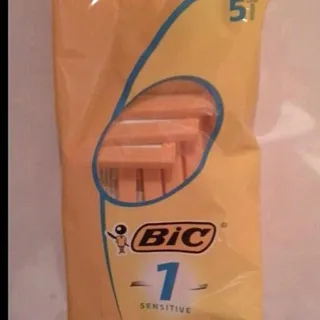 Bic Sensitive Skin Razor 5pcs — photo 7