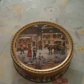 Lux Copenhagen Regency Avenue Cookies 400g Tin — photo 4