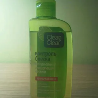 Clean&clear Shine Control Daily Cleansing Lotion — photo 2