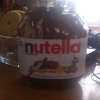 Ferrero Nutella T630 Chocolate Hazelnut Spread + 20% 630g — photo 2