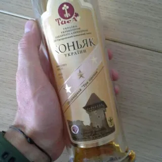 Cognac UKZ Uzhhorod 3* 40% 0.5L — photo 4