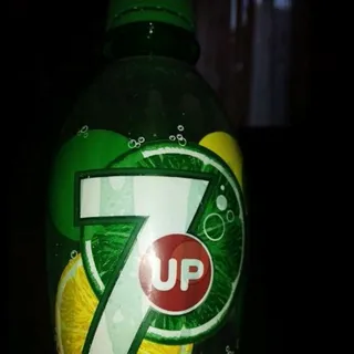 7UP Carbonated Drink 0.5L — photo 2