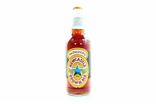 Пастеризоване темне пиво Newcastle Brown Ale 4.7% alc скляна пляшка 550 мл — фото 3