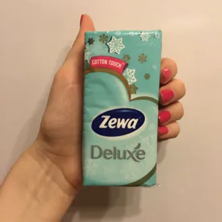 Zewa Deluxe 3-Ply Paper Tissues 10 Packs of 10 — photo 18