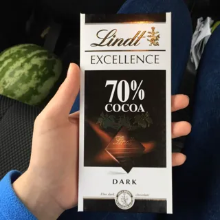 Lindt Excellence Swiss Dark Chocolate 70% 100g — photo 7