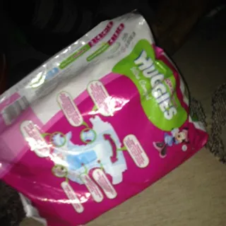 Huggies Ultra Comfort Girls Diapers 10-16kg 17pcs x8 — photo 2
