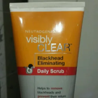 Neutrogena Visibly Clear щоденний скраб від чорних цяток — фото 2