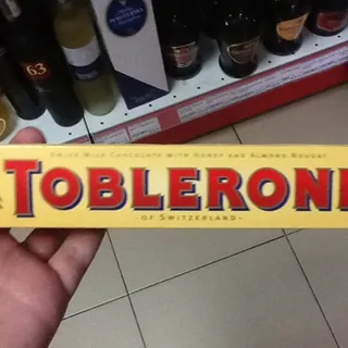 Toblerone Milk Chocolate 100g — photo 4