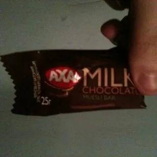 AXA 25g Cereal Bar with Milk Chocolate — photo 2