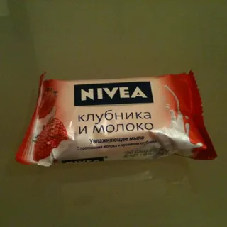 Nivea Strawberry and Milk Moisturizing Soap 90g — photo 7