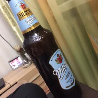 Lidskoe Pilsner Beer 0.5L bottle — photo 2