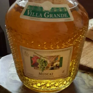 Villa Grande White Muscat Semi-sweet Wine 12% 2000ml — photo 2