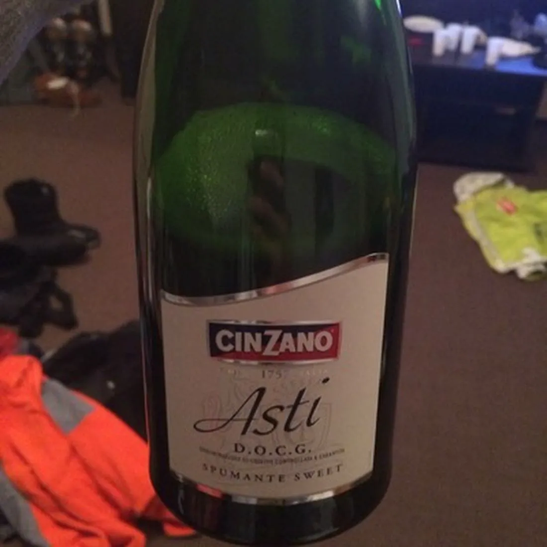 Cinzano Asti 7% sparkling white sweet wine 0.75L