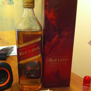 Whiskey Johnnie Walker Red Label 0.7L (Gift Set) — photo 8