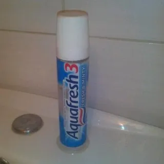 Зубна паста Aquafresh свіжість та м'ятність 100 мл — фото 2