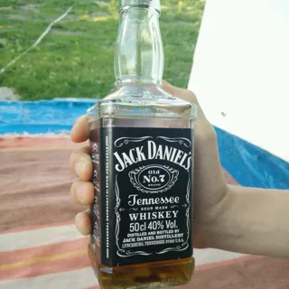 Jack Daniel's Whiskey 40% Glass Bottle 0.5L — photo 5