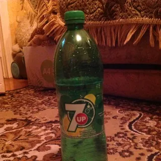 7UP Carbonated Drink Plastic Bottle 1L — photo 3
