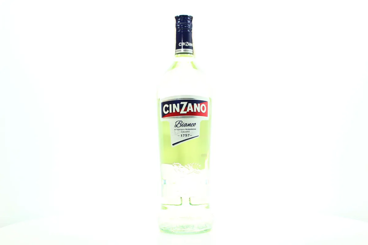 Cinzano Bianco Vermouth white glass bottle 1L