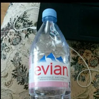 Evian Mineral Still Water Plastic Bottle 1.5L — photo 8