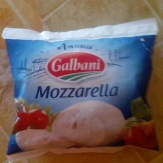 Galbani Santa Lucia Soft Mozzarella Cheese 48% Film 125g — photo 2