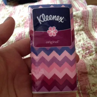 Kleenex Aroma Cosmetic 3-Ply Tissues 10 pcs — photo 2