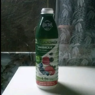 Lactel Lactonia forest berry starter culture 1.5% plastic bottle 870g — photo 3