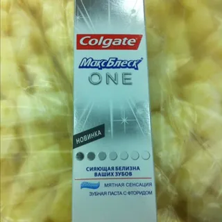 Зубна паста Colgate Макс Блиск One з фтором М'ятна сенсація 75 мл — фото 4