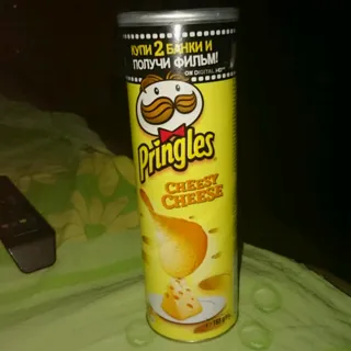 Pringles potato chips cheese flavor tube 165g — photo 2