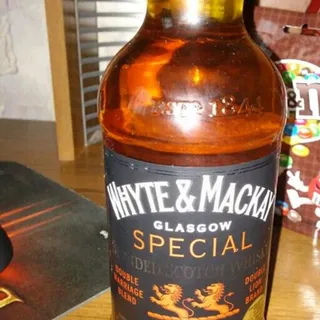 Whiskey Whyte and mackay 40% 700ml glass bottle Scotland — photo 2