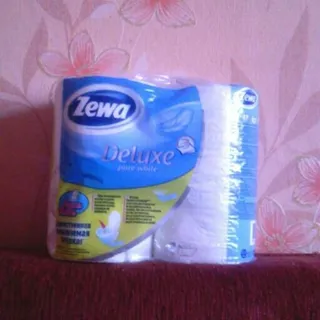 Zewa Deluxe Pure White toilet paper 3-ply 4pcs — photo 7