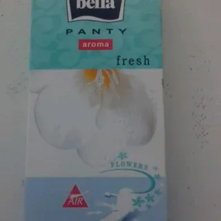 Bella Panty Aroma Fresh Flowers Daily Pantyliners 20 pcs — photo 4
