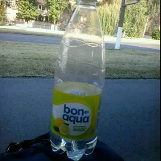 Bon-aqua sparkling drinking water with lemon flavor 1L — photo 2