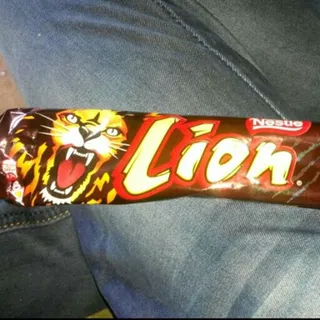 Lion King Size Choco Bar 70g — photo 3