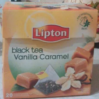 Black Tea Vanilla Caramel Pyramid Bags 34g Carton 20pcs — photo 2