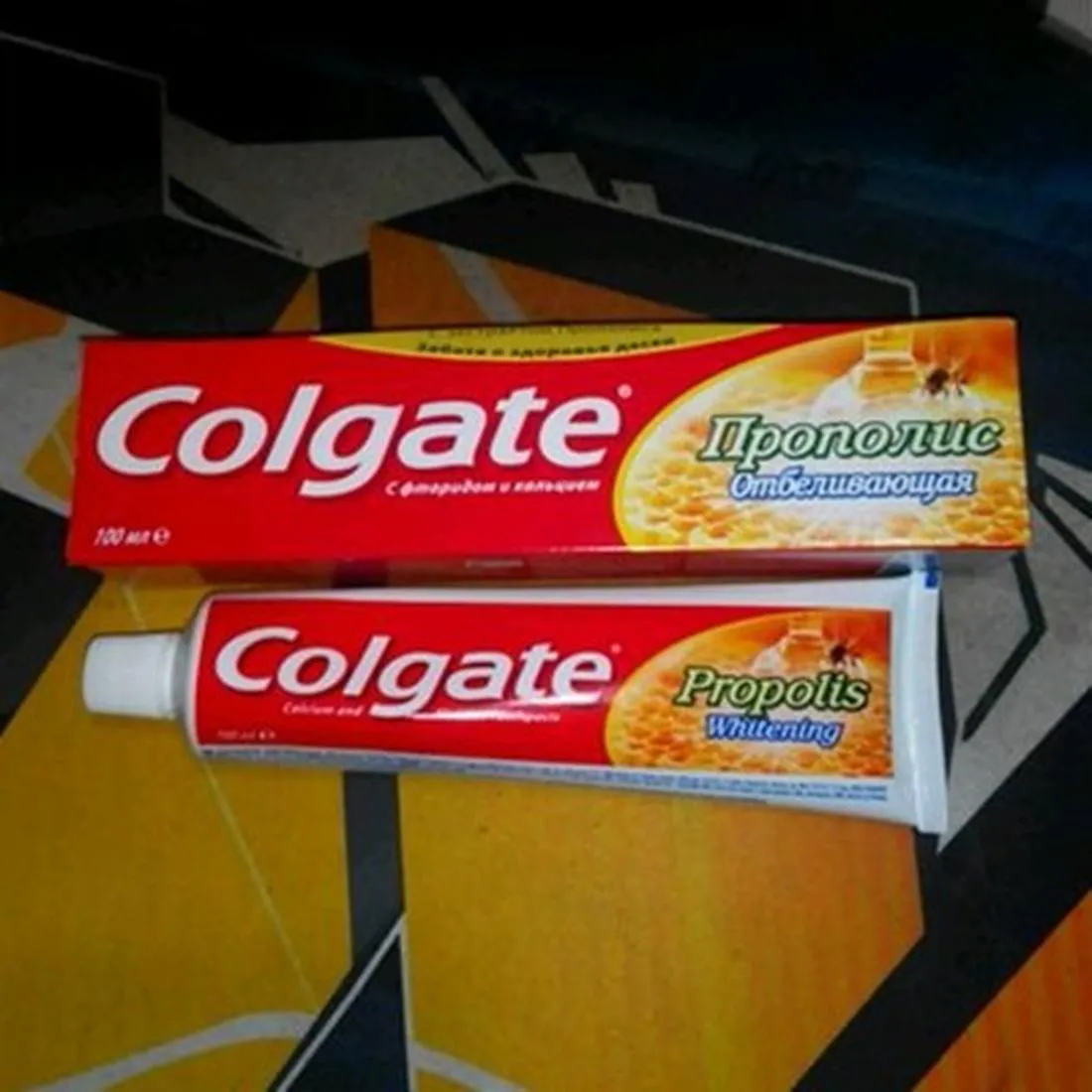 Colgate Propolis Fresh Mint Toothpaste 100ml
