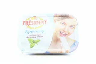 President curd cheese with walnuts 18% plastic tray 180g — photo 2