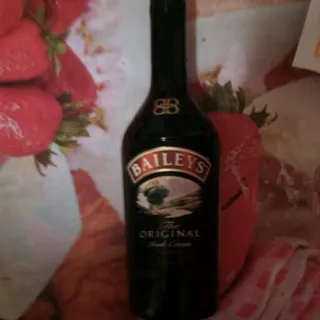 Лікер Baileys Оригінальний 17 Bailey & Co. 0.5 л — фото 2