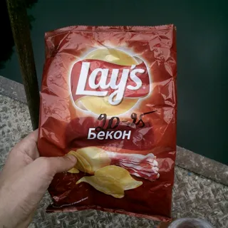 Lays Potato Chips Bacon Flavor 133g — photo 2
