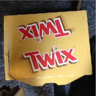 Twix Shortbread Caramel Bar in Milk Chocolate Flow Pack 50g — photo 7