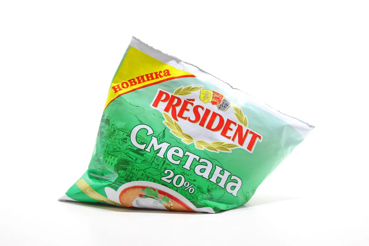 Sour Cream President 20% film 350g