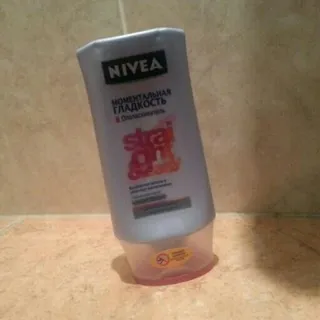 Nivea Hair Rinse Smoothness and Shine Magnolia Extract 200ml — photo 4