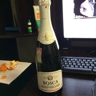 Bosca Sparkling White Semi-Sweet Wine 0.75L — photo 2
